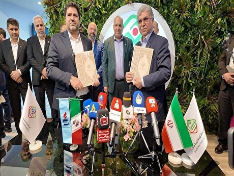 انعقاد تفاهم‌نامه استراتژیک همکاری میان پتروشیمی تبریز و بوشهر؛ آغاز همکاری بلندمدت برای انتقال سالانه ۳۰۰ هزار تن اتیلن