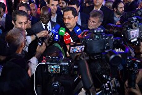 بازدید وزیر صمت از نمایشگاه ایران اکسپو ۲۰۲۵ در روز اول