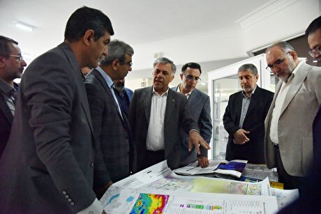 بازدید معاون وزیر صمت و رئیس سازمان زمین‌شناسی و اکتشافات معدنی کشور و استاندار خراسان رضوی از پارک موزه علوم زمین مشهد