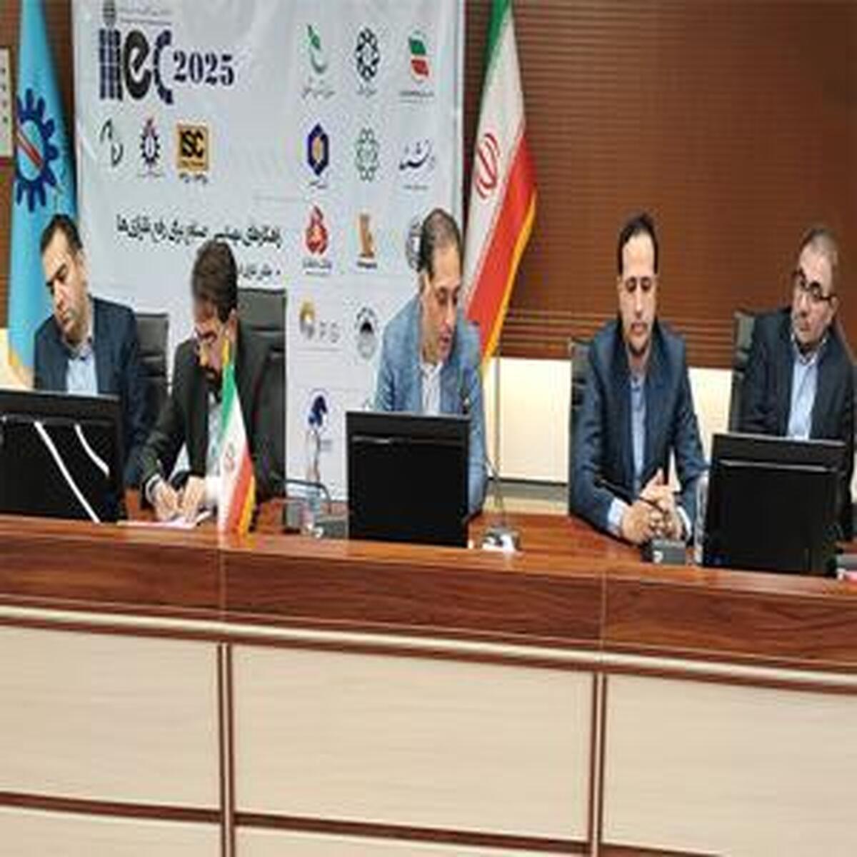 مدیرعامل فرابورس ایران در کنفرانس جهانی مهندسی صنایع