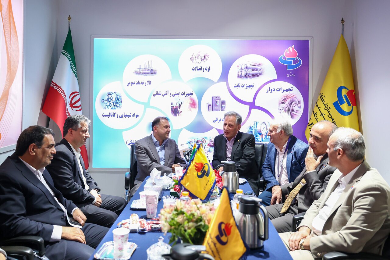 تأکید مدیرعامل شرکت ملی صنایع مس ایران بر بومی‌سازی هدفمند در بازدید از نمایشگاه بین‌المللی نفت، گاز، پالایش و پتروشیمی