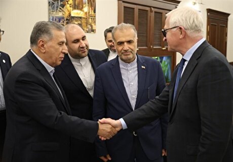 رفع موانع بانکی شرط توسعه تجارت با روسیه است