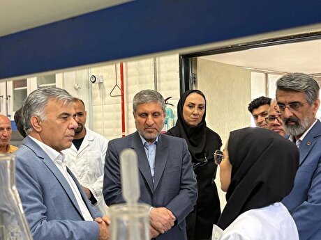 بازدید رئیس سازمان زمین‌شناسی و اکتشافات معدنی کشور از مرکز پژوهش‌های کاربردی علوم زمین البرز