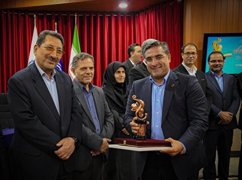 تقدیر وزیر صمت از مدیرعامل گروه صنعتی ایران ترانسفو