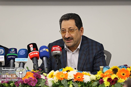 پیش‌فروش ارز؛ اقدامی مثبت برای تامین نیاز فعالان اقتصادی/ بانک مرکزی باید از تمام مبادلات ارزی مطلع باشد