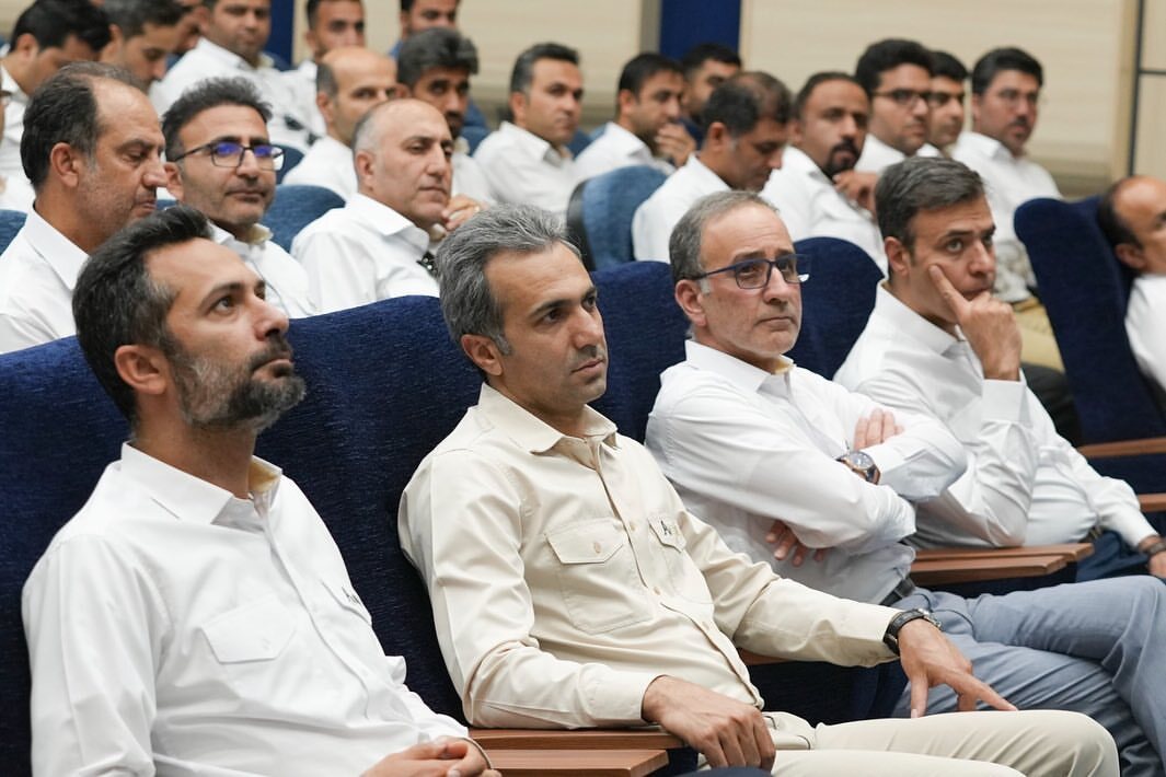 برگزاری همایش تجلیل از برترین‌ها و همیاران نظام آراستگی در مجتمع صنایع آلومینیوم جنوب
