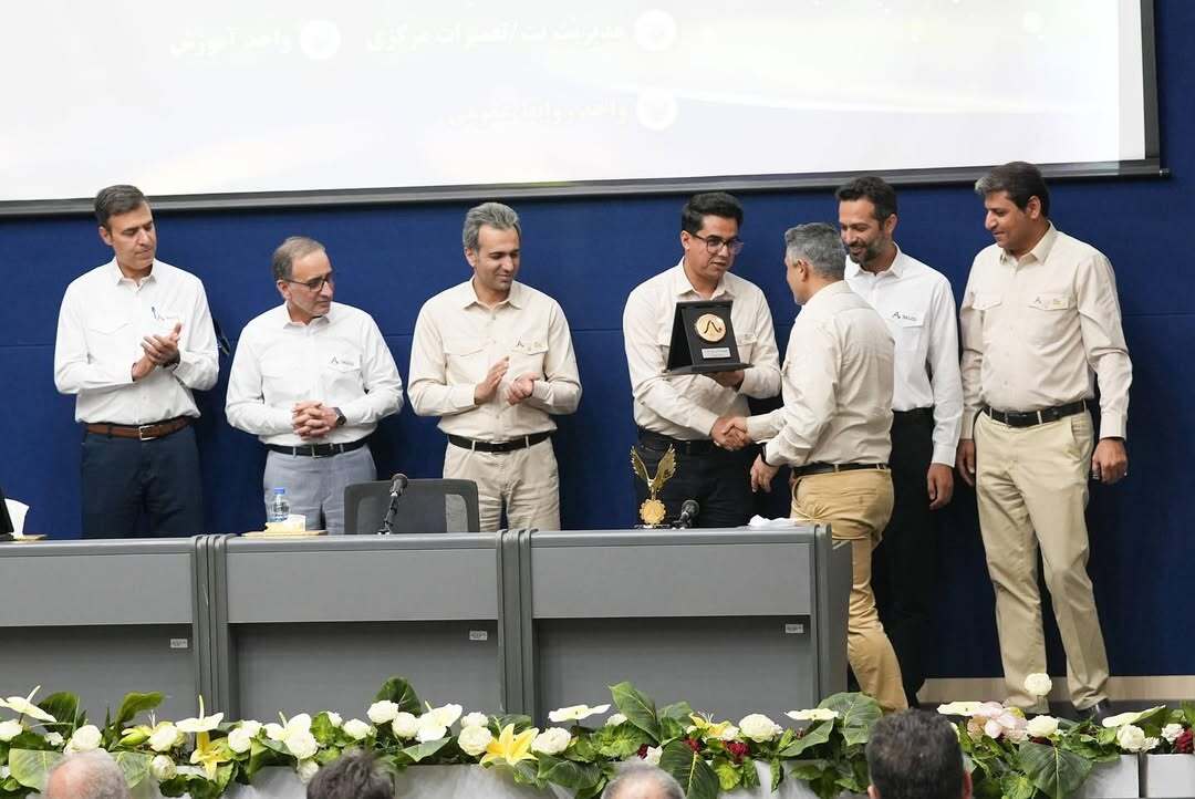 برگزاری همایش تجلیل از برترین‌ها و همیاران نظام آراستگی در مجتمع صنایع آلومینیوم جنوب