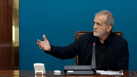 اتاق بازرگانی و فعالان اقتصادی یکی از ارکان مهم پیشرفت کشور هستند/ توسعه روابط با کشور‌های منطقه و جهان اسلام را ادامه می‌دهیم