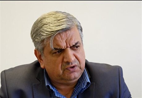 آب دریای عمان مشکل فرونشست زمین اصفهان را حل نمی‌کند