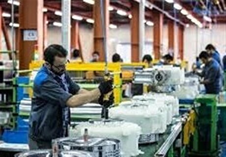 افت تولید فولاد و خودرو و جهش تولید لوازم خانگی در ۱۴۰۳