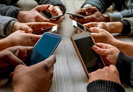 پشت پرده افت سنگین واردات موبایل/ تنظیم بازار با حذف رانت