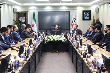 آقاجانلو: کارکنان ایمیدرو در دفاع ملی ۱۲ روزه، پای اهداف سازمانی ایستادند
