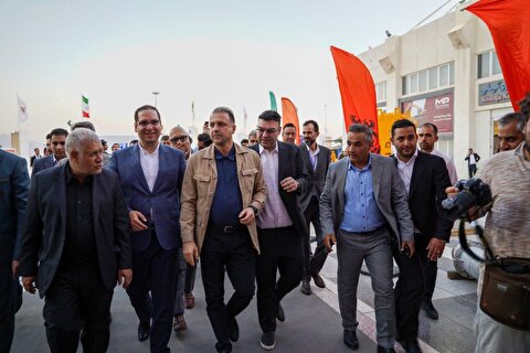 حمایت از صنعت‌گران داخلی از مهم‌ترین وظایف ماست