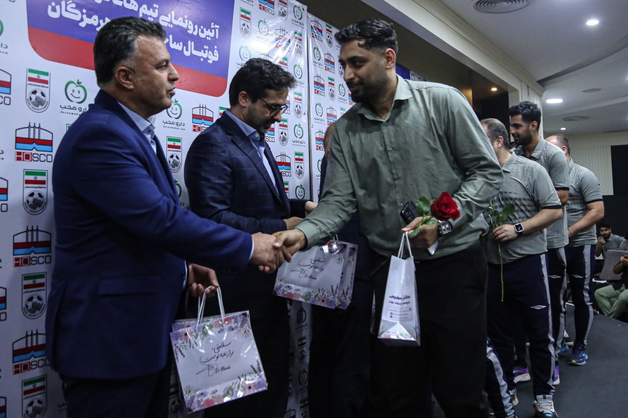 تقدیر از قهرمانان بین‌المللی فولاد هرمزگان و خانواده ورزشکار شهید شرکت
