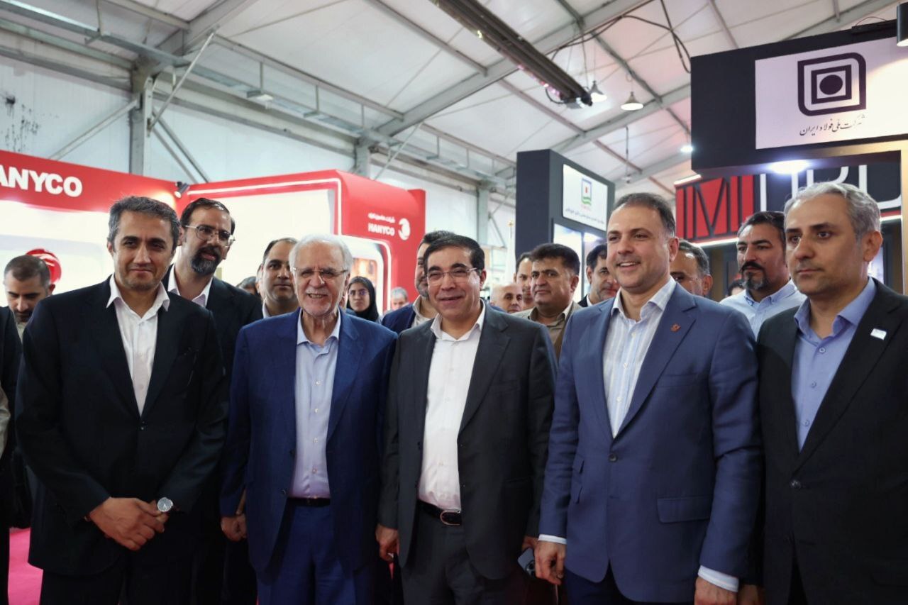 آغاز به کار نمایشگاه سومین رویداد جامع معدن و صنایع معدنی ایران با حضور شرکت ملی صنایع مس ایران آغاز به کار نمایشگاه سومین رویداد جامع معدن و صنایع معدنی ایران با حضور شرکت ملی صنایع مس ایران