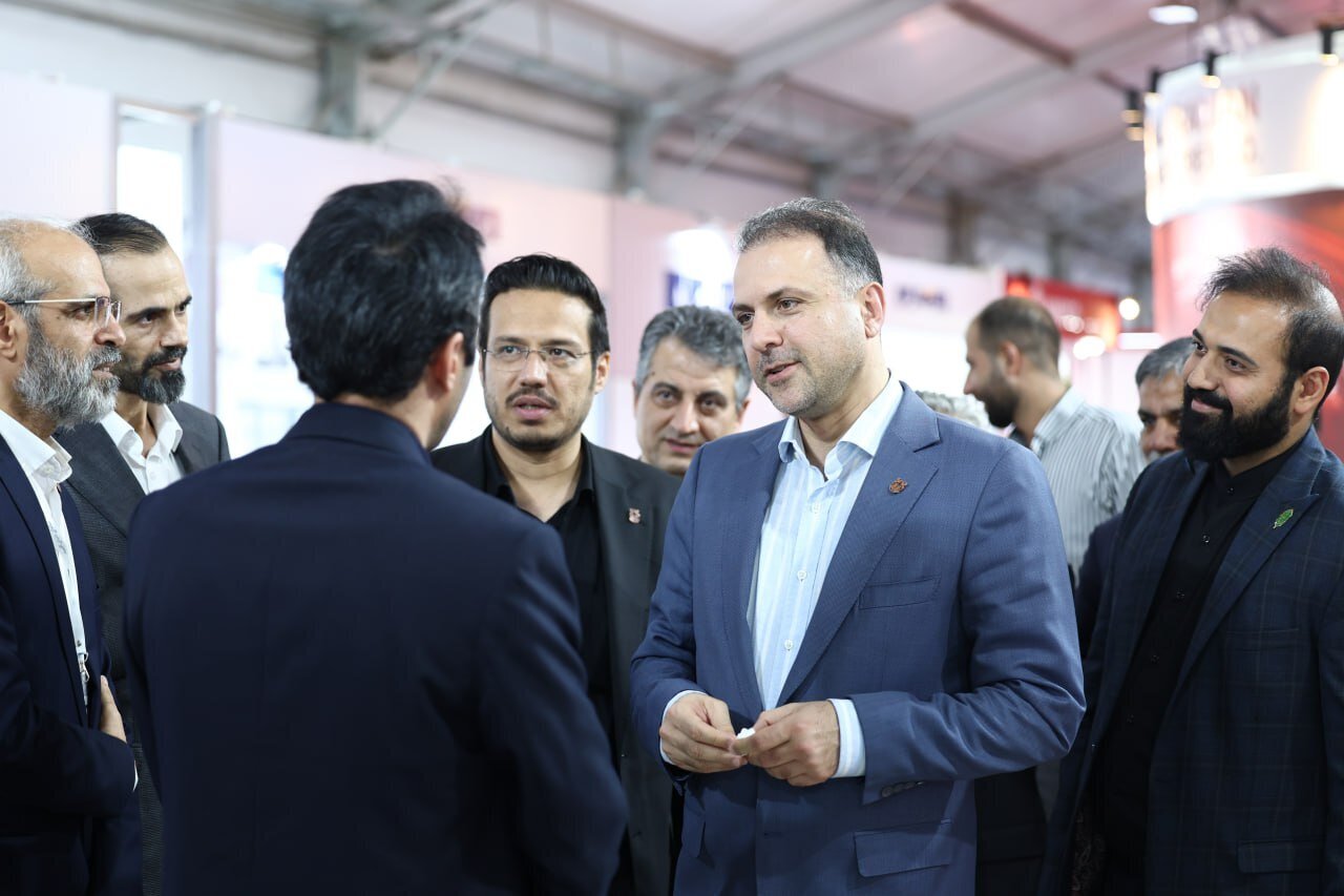 بازدید مدیرعامل شرکت ملی صنایع مس ایران از نمایشگاه فلزات آهنی و غیرآهنی