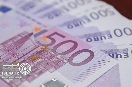 قیمت دلار و یورو در مرکز مبادله ایران؛ چهار‌شنبه ۰۸ مرداد