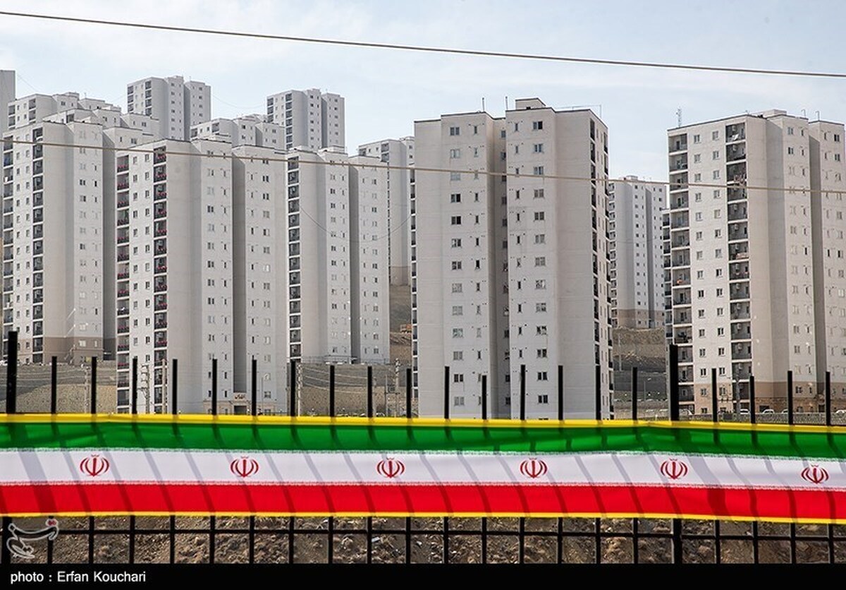 ۲۳۵۷ واحد مسکن مهر پردیس آماده افتتاح شد/ تکمیل مسکن مهر ۲۰ همت پول می‌خواهد