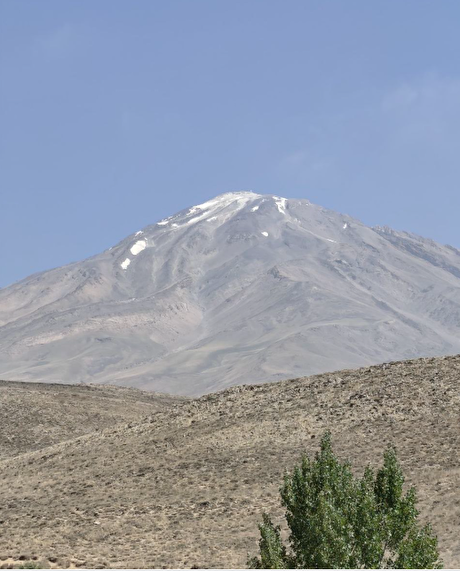 نشانه‌ای از فعالیت آتشفشانی جدی مشاهده نمی‌شود