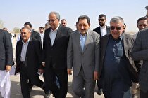 «سید‌محمد اتابک» وارد فرودگاه ایران‌شهر شد