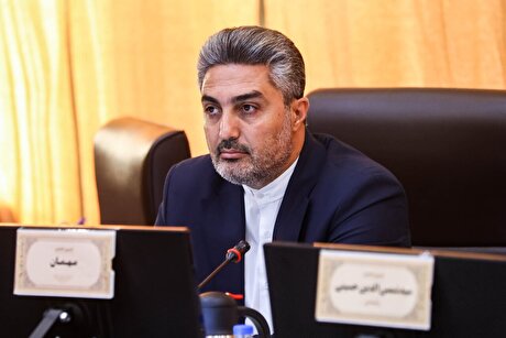 بانک مرکزی مانع هدایت نقدینگی به بخش غیرمولد شود