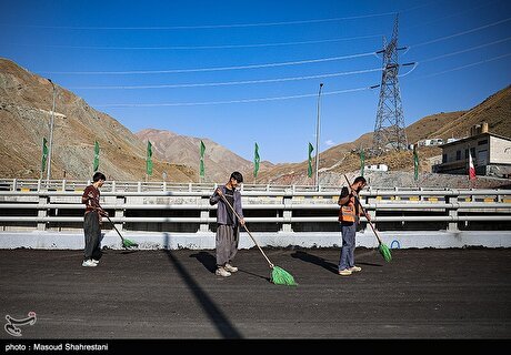 پیشرفت ۶۳ درصدی بخش پایانی منطقه ۲ آزادراه تهران ـ شمال
