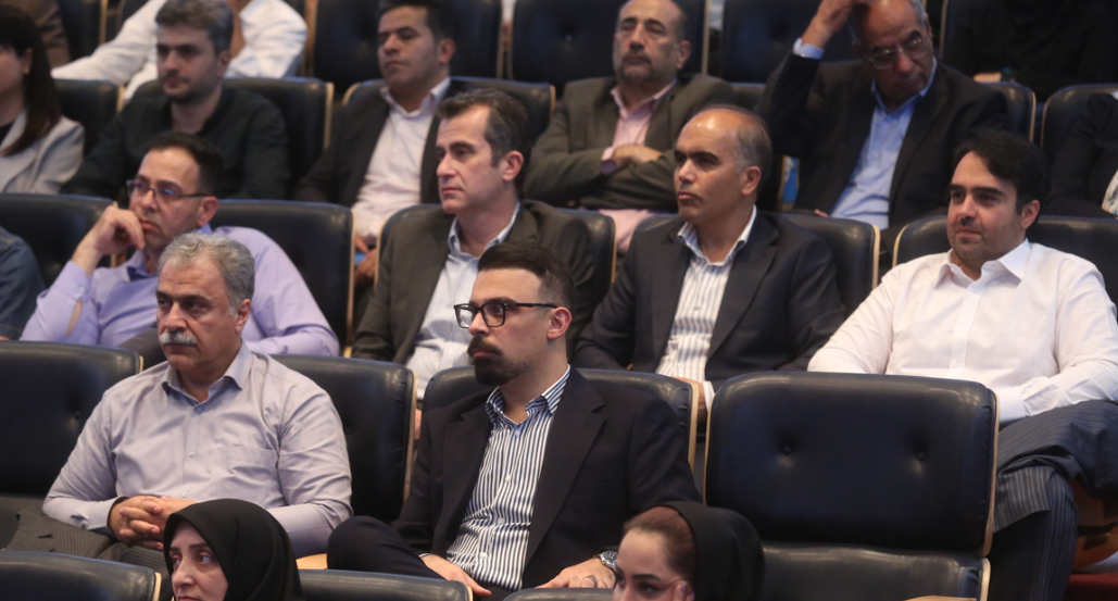 الگوی عبور فولاد مبارکه از بحران به بازسازی هوشمند/ روایت مدیرعامل از خط قرمز صیانت از ۳۰ هزار نیروی انسانی، تخلیه ۱۴ دقیقه‌ای کارخانه و بازسازی بدون تعدیل نیرو
